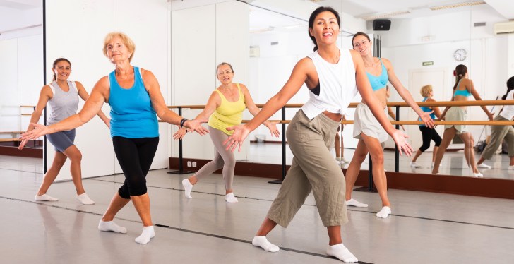 Most Bizarre Work Out Class? Fitness Group Dresses Like Elvis Presley To Burn Calories