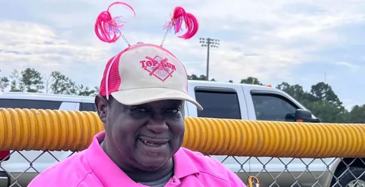 Beloved South Carolina Softball Umpire Dies After Collapsing In The Heat