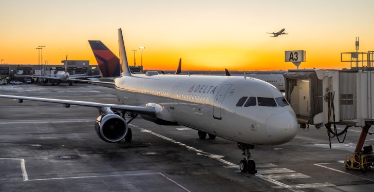 Mechanical Fault Prompts Delta Air Line To Make Emergency Stop On Remote Volcanic Island