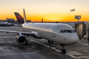 Mechanical Fault Prompts Delta Air Line To Make Emergency Stop On Remote Volcanic Island