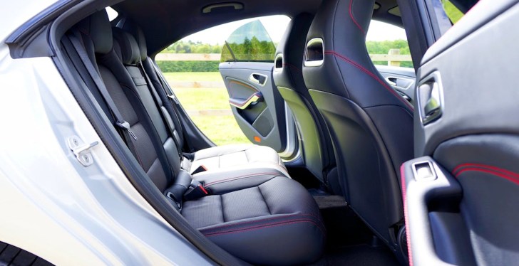 Orlando Police Searching For Parents After Finding Abandoned Newborn Strapped Into A Hot Car