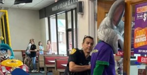 Chuck E. Cheese Mascot Arrested During Children's Birthday Party