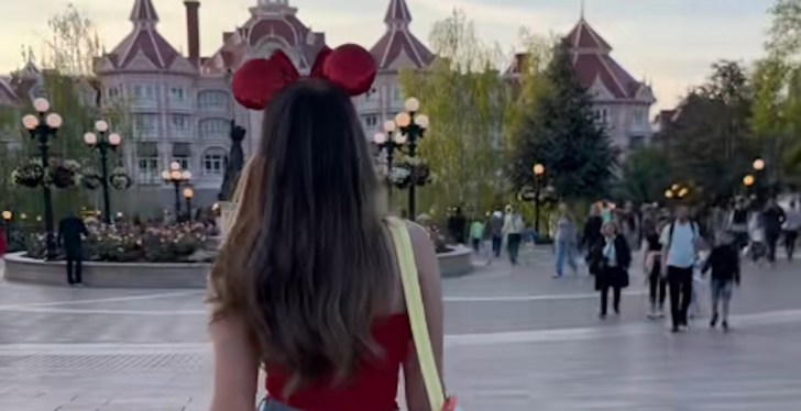 Viral TikTok Video Reveals 5 Things You Cannot Wear to Disneyland If You Don't Want To Get Banned