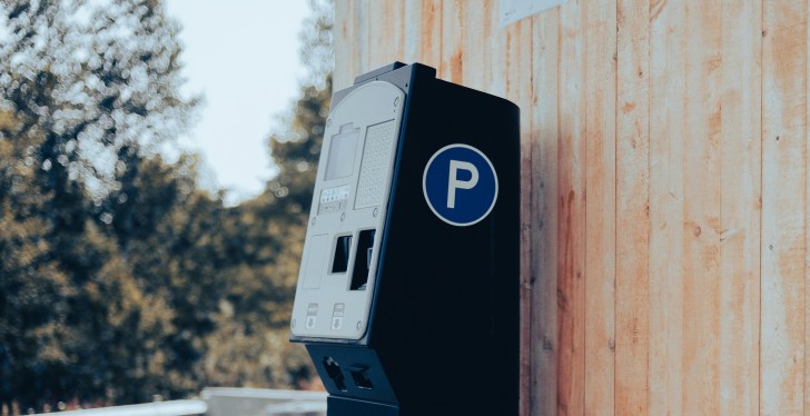 LA County Woman Charged Almost $8000 For Under An Hour Stay In Hospital Car Park